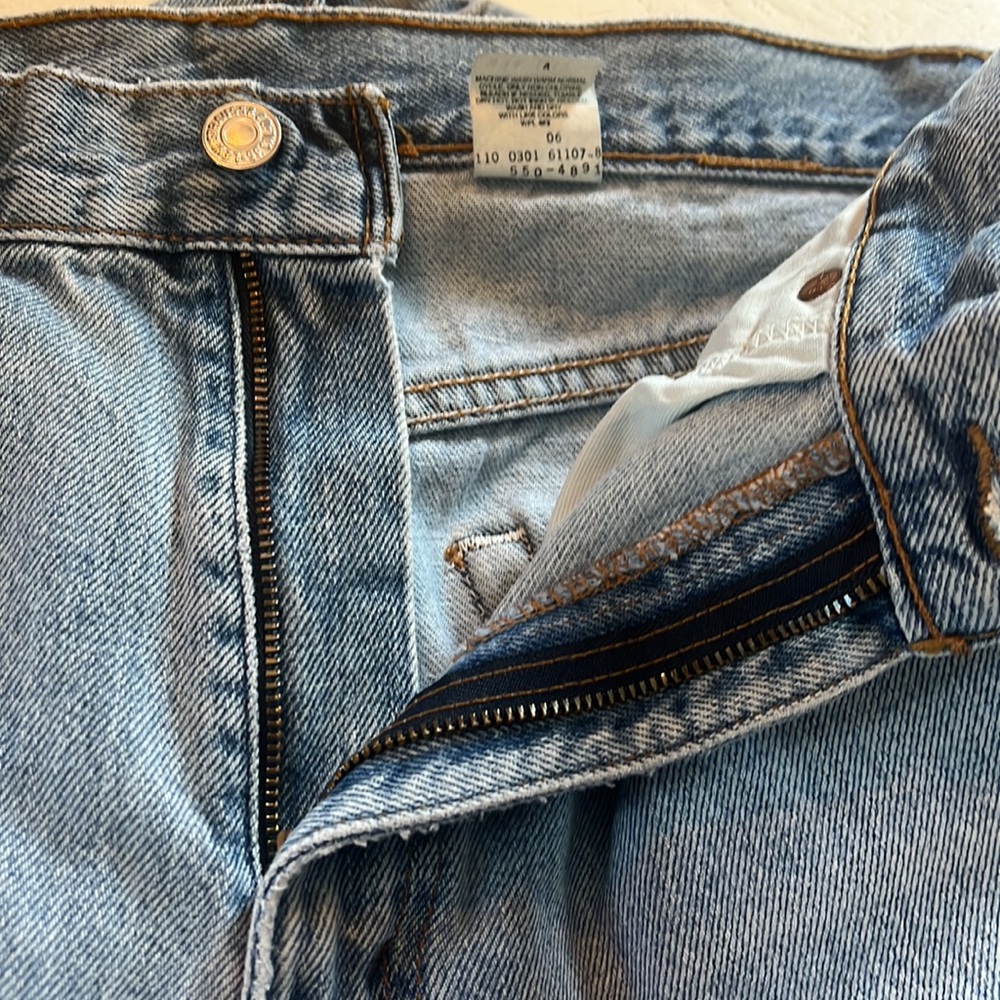Levi’s - Picture 7 of 12